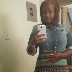 Meet your Posher, Yolanda